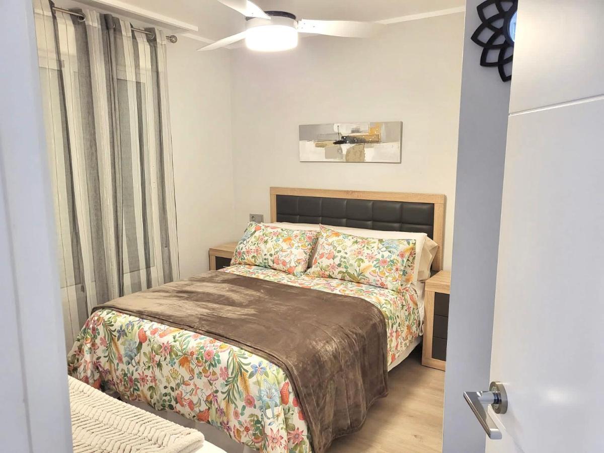 Vistas Al Mar Torrevieja Apartamento Exterior foto